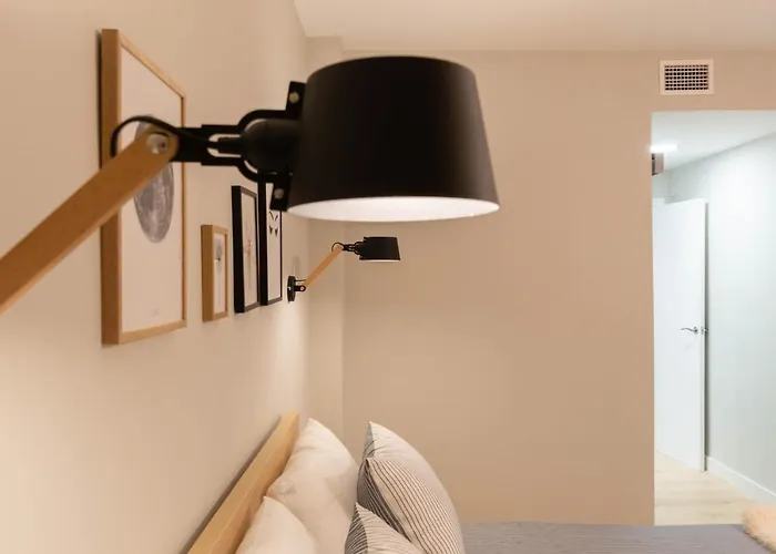 Apartment La Plaza-atico *