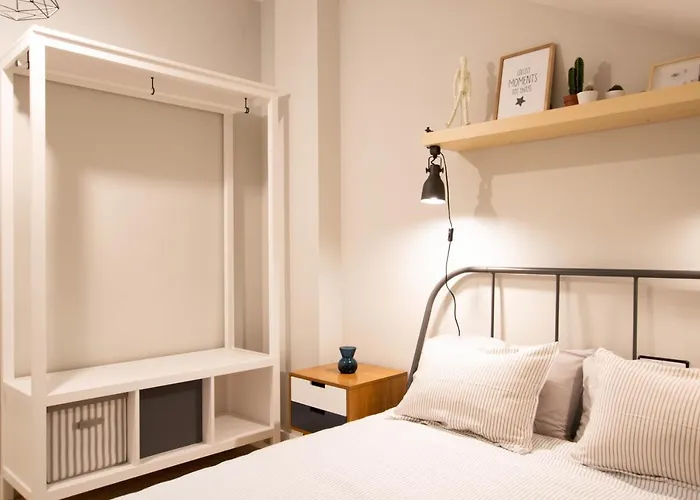 Apartment La Plaza-atico *